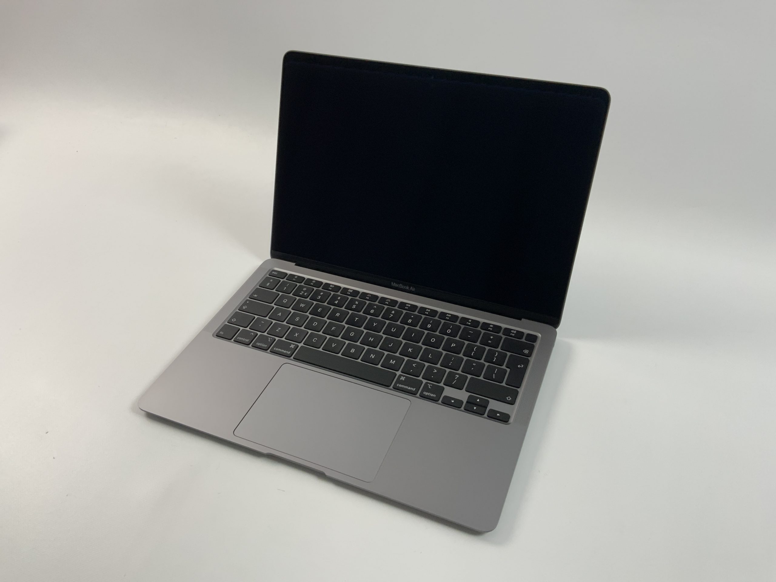MacBook Air 13" Early 2020 (Intel Quad-Core i7 1.2 GHz 16 GB RAM 512 GB SSD), Space Gray, Intel Quad-Core i7 1.2 GHz, 16 GB RAM, 512 GB SSD, obraz 1